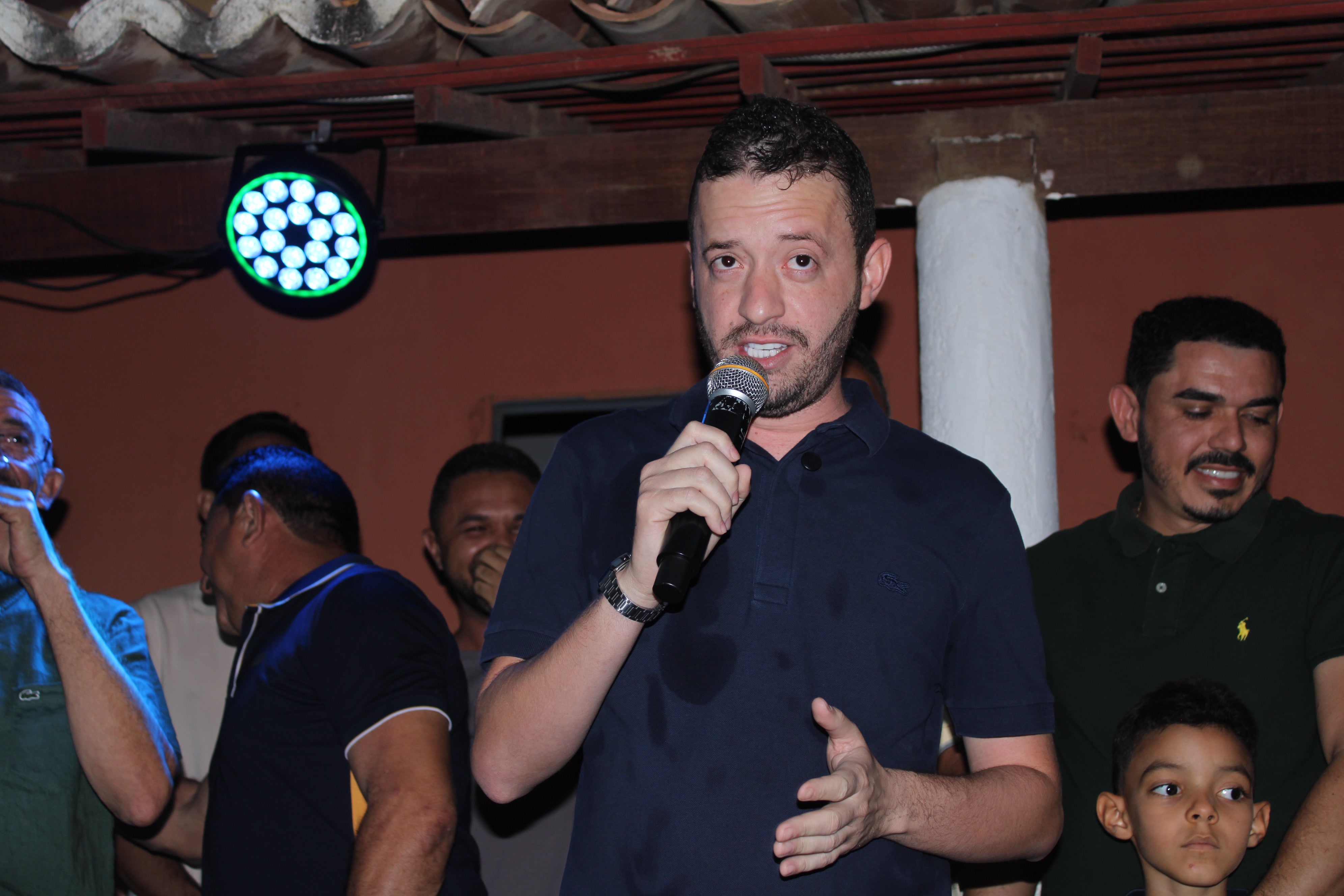age00010.jpg