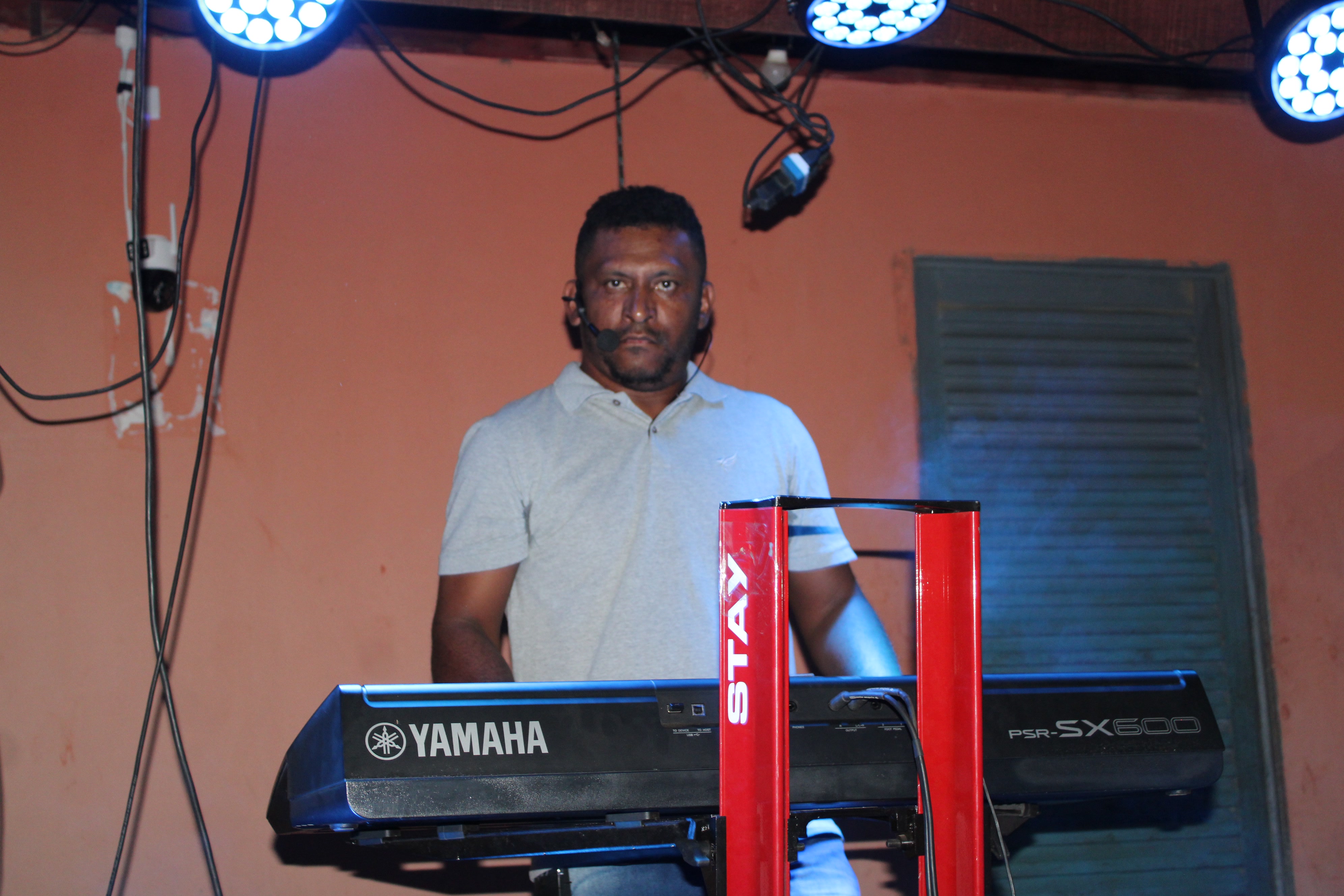 age00076.jpg